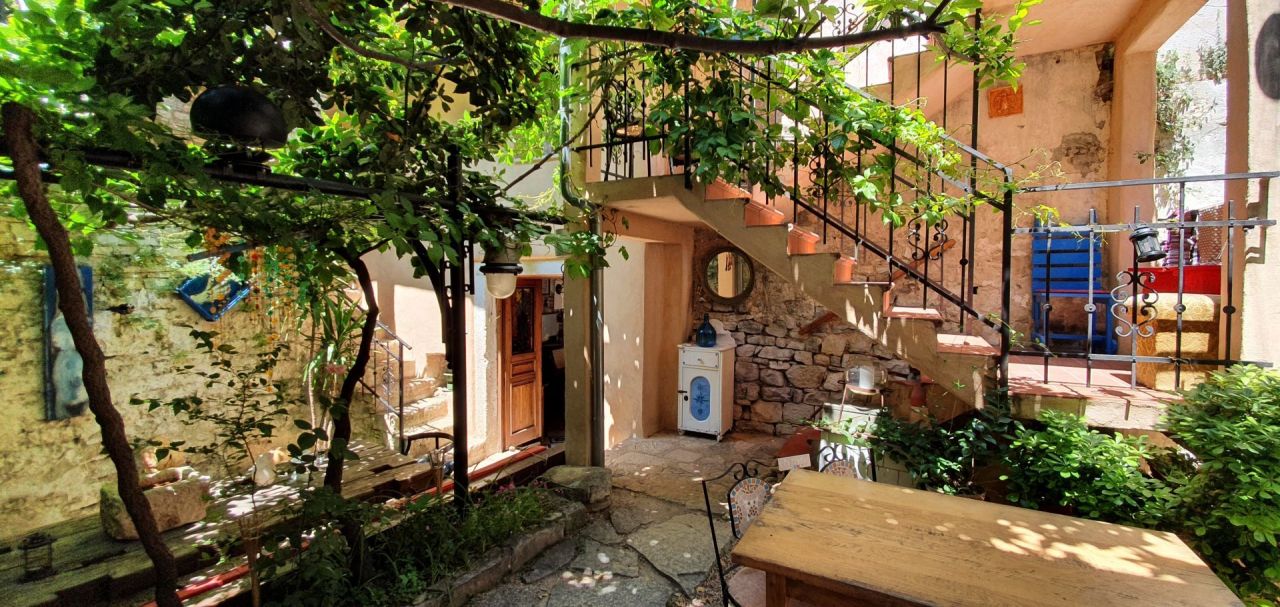 Отель, гостиница Bale, Хорватия, 400 м² - фото 9