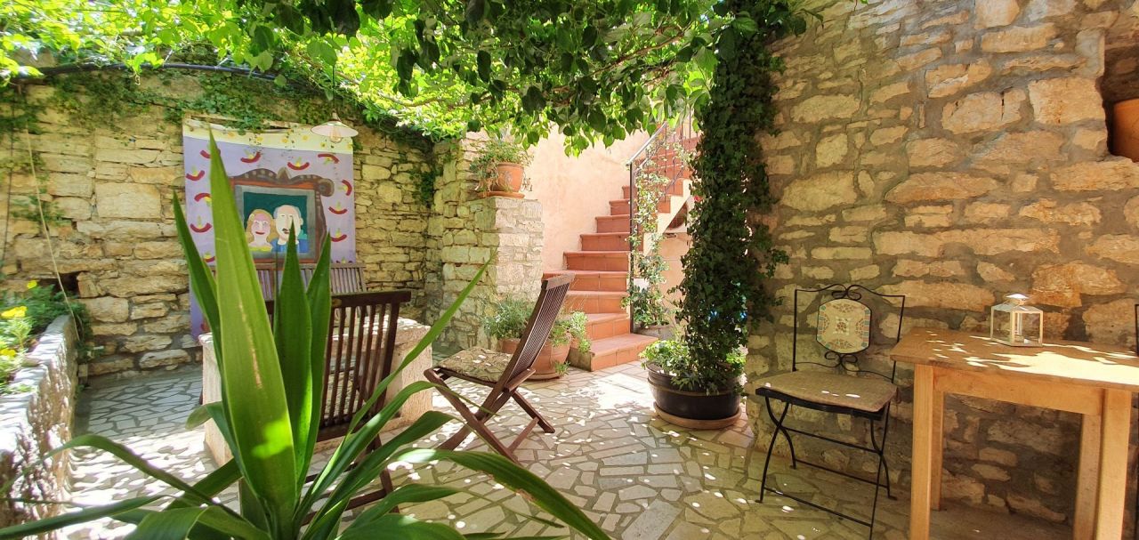 Отель, гостиница Bale, Хорватия, 400 м² - фото 12