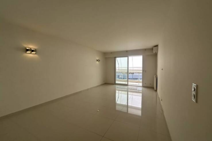 Квартира в Каннах, Франция, 75 м² - фото 2