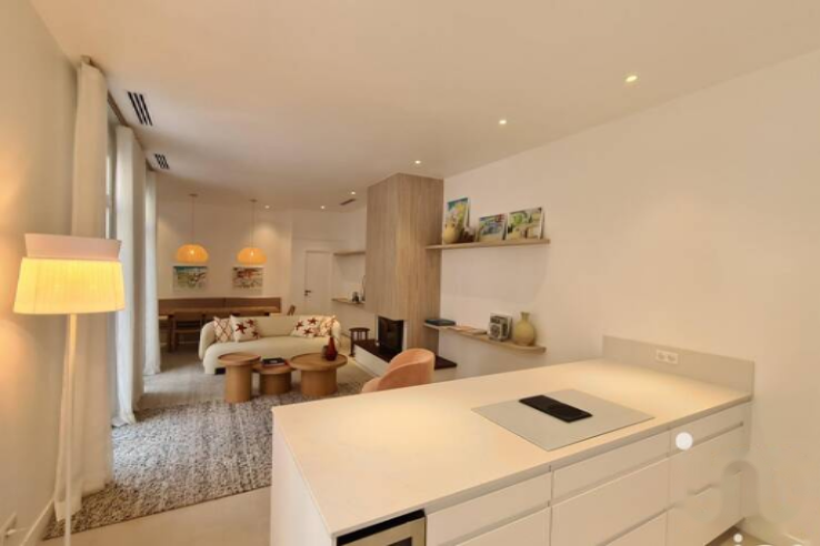 Квартира в Каннах, Франция, 131 м² - фото 2