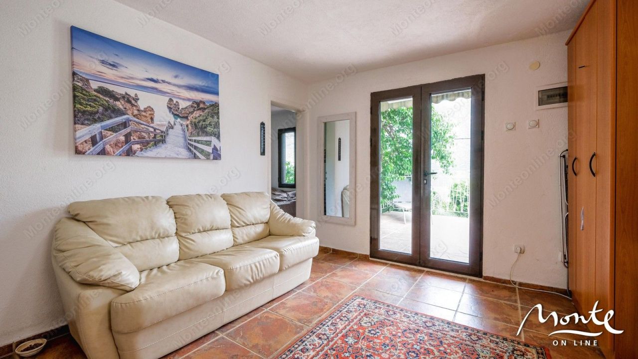 Вилла в Столиве, Черногория, 100 м² - фото 8