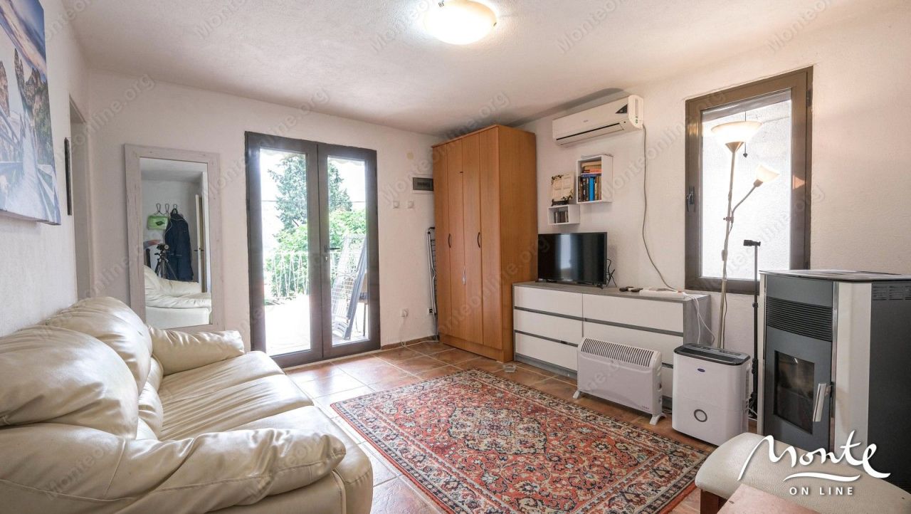 Вилла в Столиве, Черногория, 100 м² - фото 9