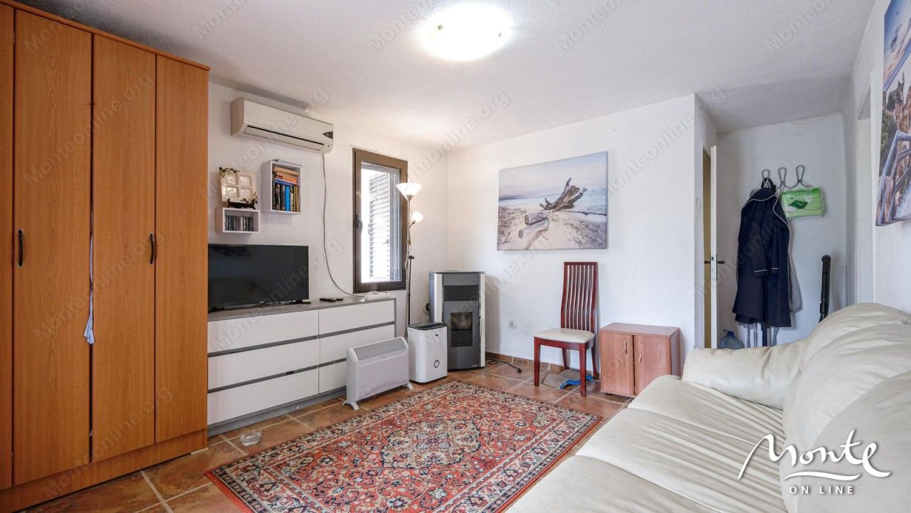 Вилла в Столиве, Черногория, 100 м² - фото 10