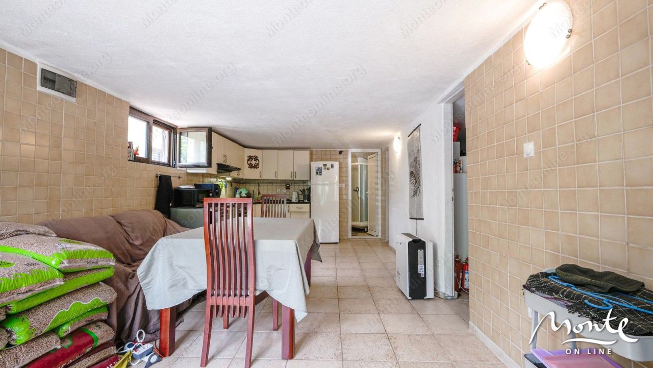 Вилла в Столиве, Черногория, 100 м² - фото 13