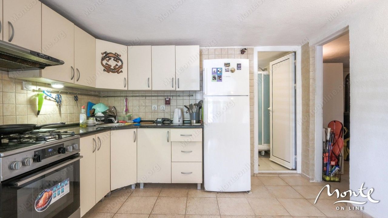 Вилла в Столиве, Черногория, 100 м² - фото 14