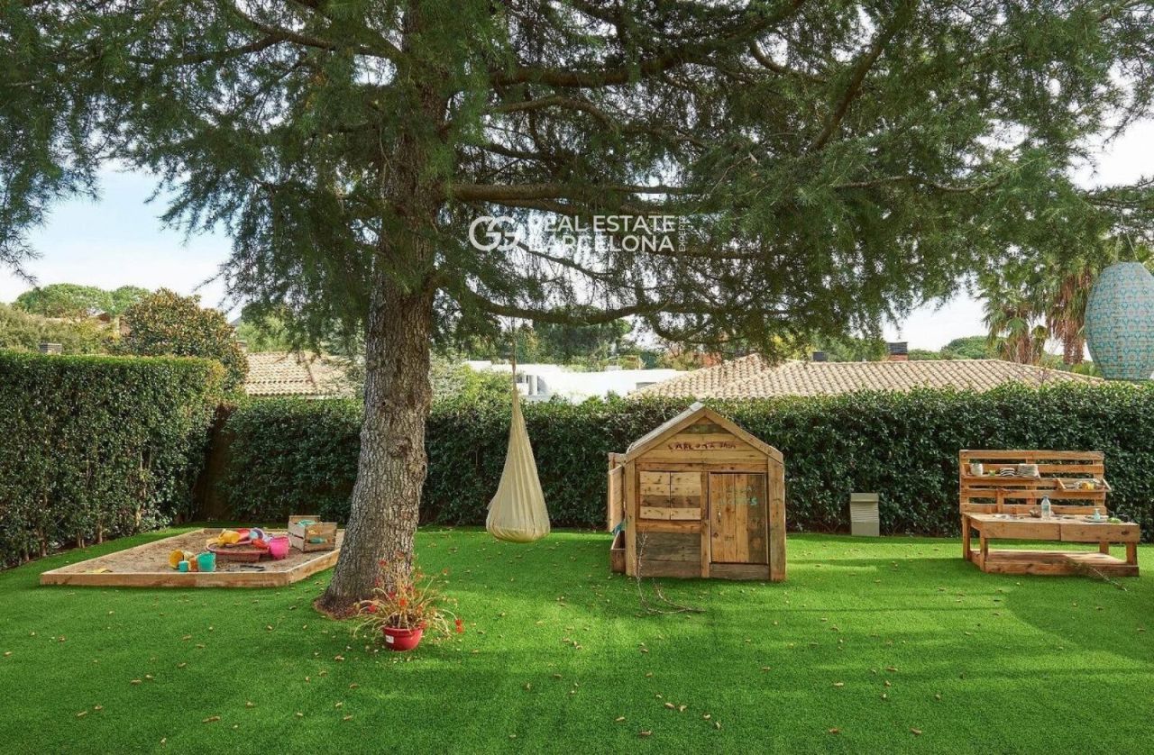 Дом Barcelona, Sant Andreu de Llavaneres, Испания, 372 м² - фото 6