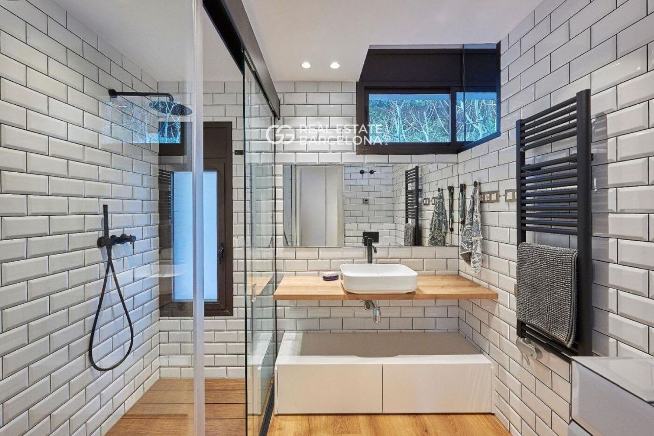 Дом Barcelona, Sant Andreu de Llavaneres, Испания, 372 м² - фото 13