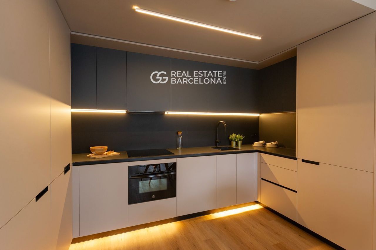 Квартира в Барселоне, Испания, 60 м² - фото 18