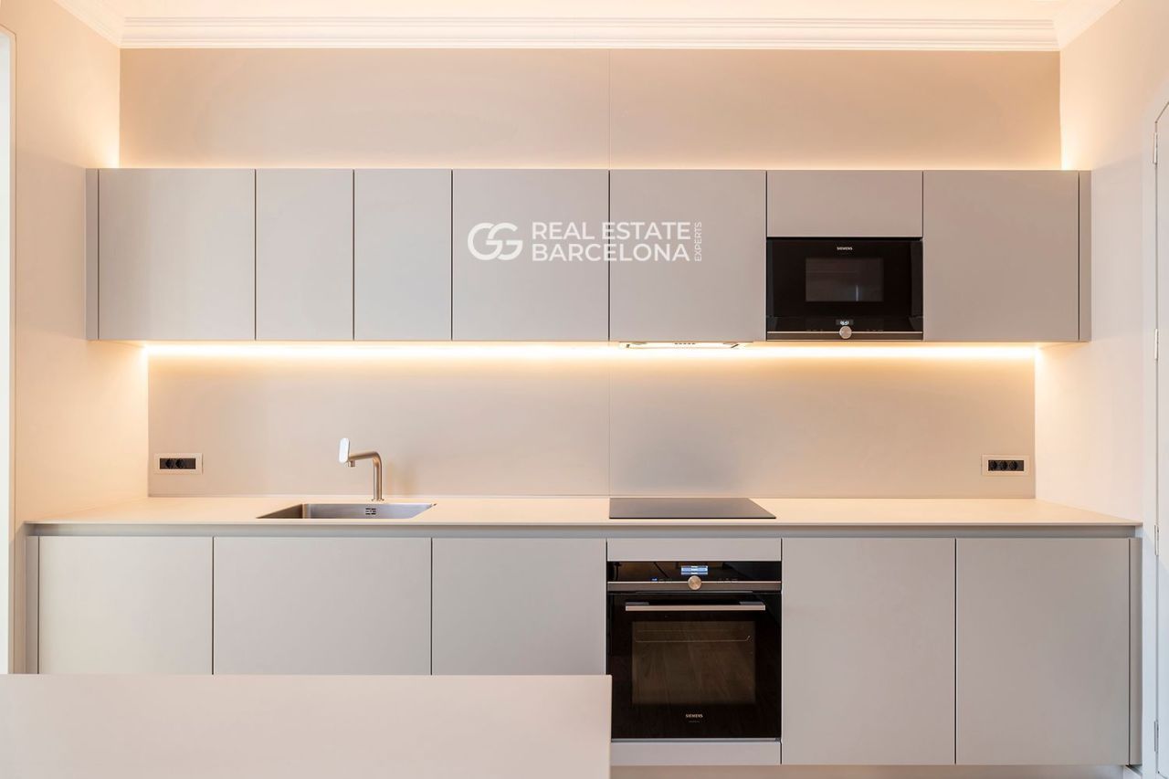 Квартира в Барселоне, Испания, 183 м² - фото 19