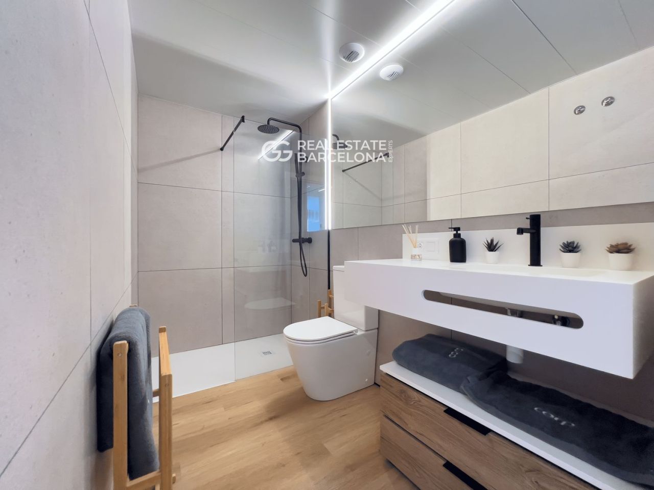 Квартира в Барселоне, Испания, 60 м² - фото 19