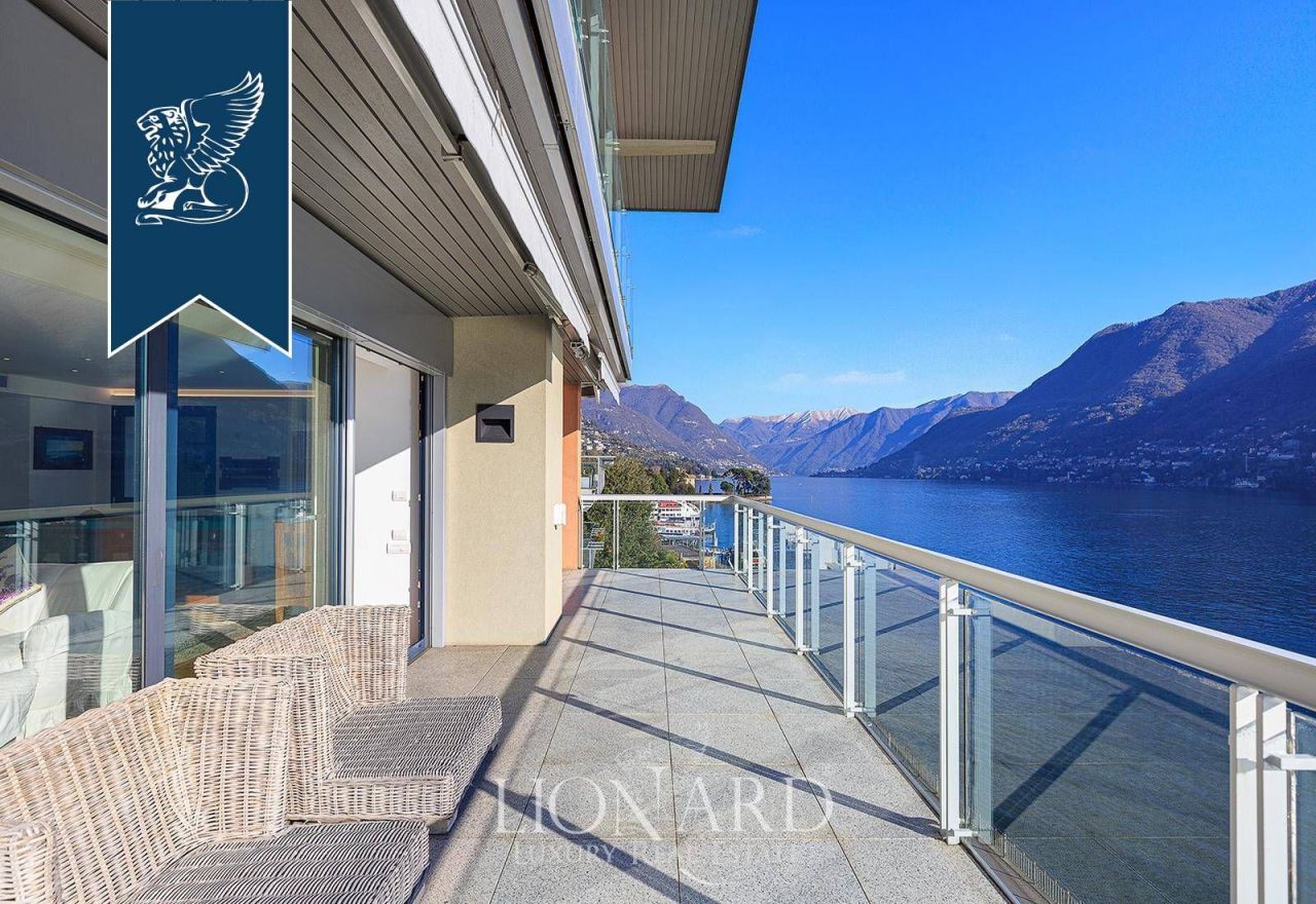 Вилла в Комо, Италия, 400 м² - фото 1