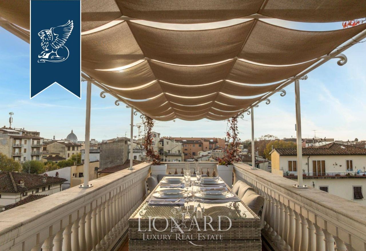 Апартаменты во Флоренции, Италия, 260 м² - фото 3