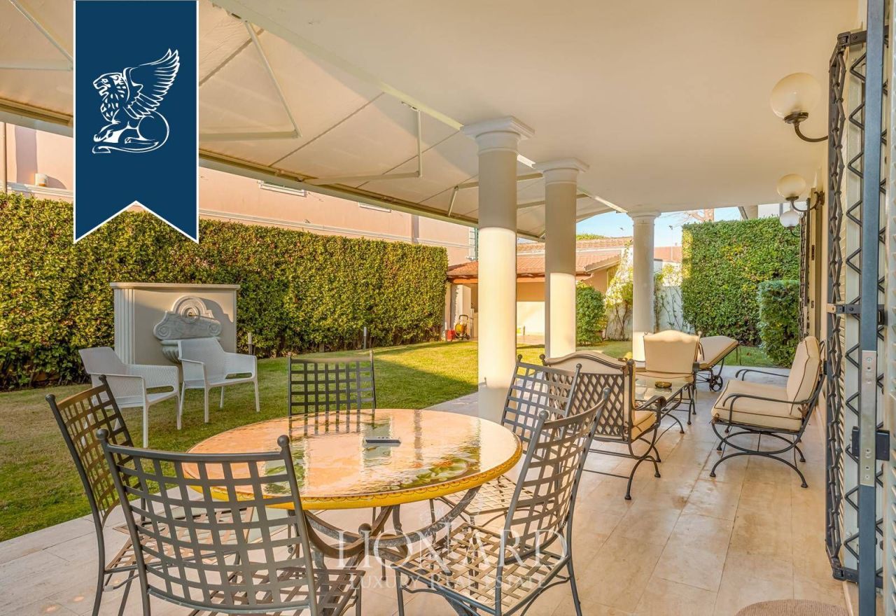 Вилла в Форте деи Марми, Италия, 326 м² - фото 4