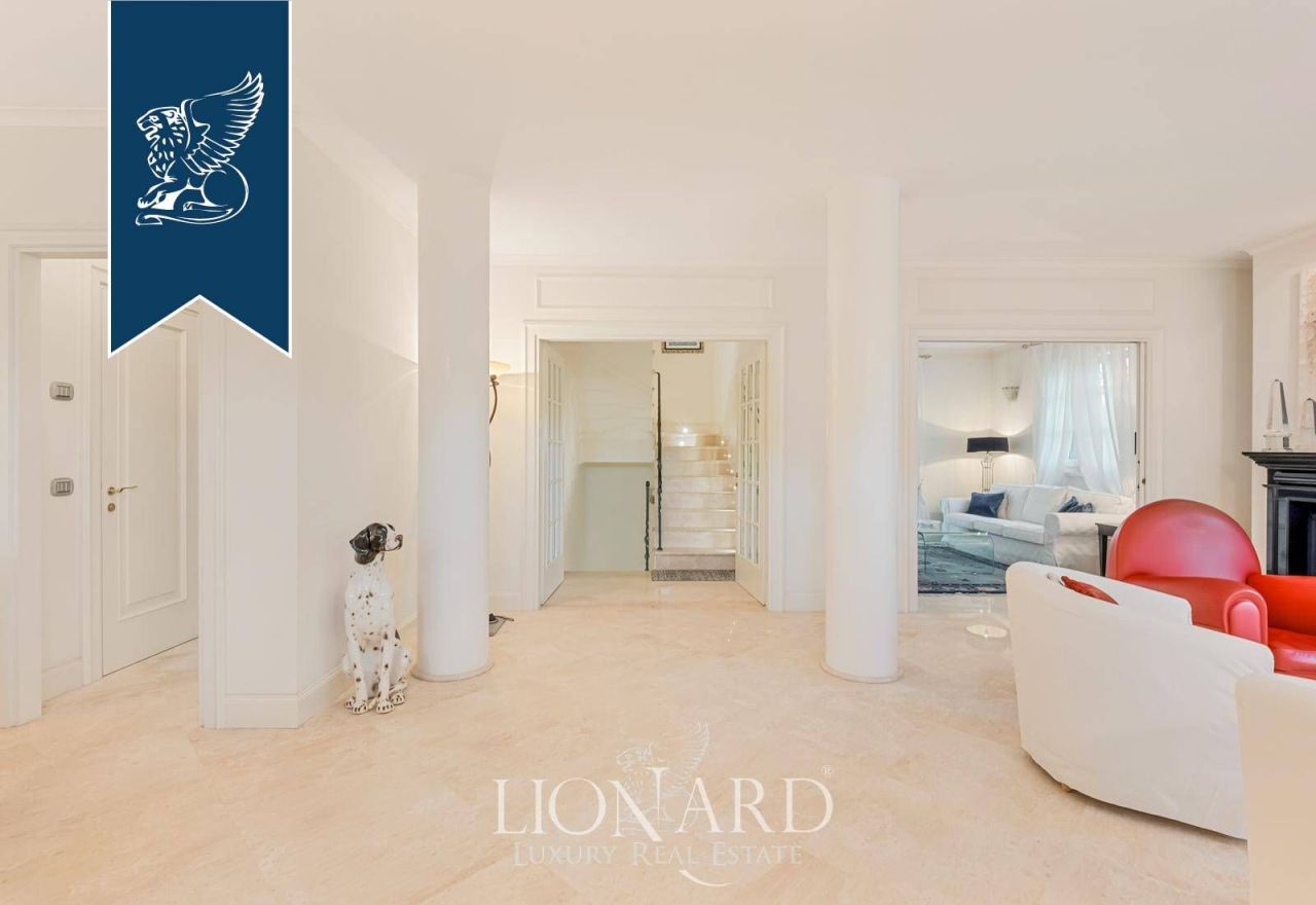 Вилла в Форте деи Марми, Италия, 326 м² - фото 6