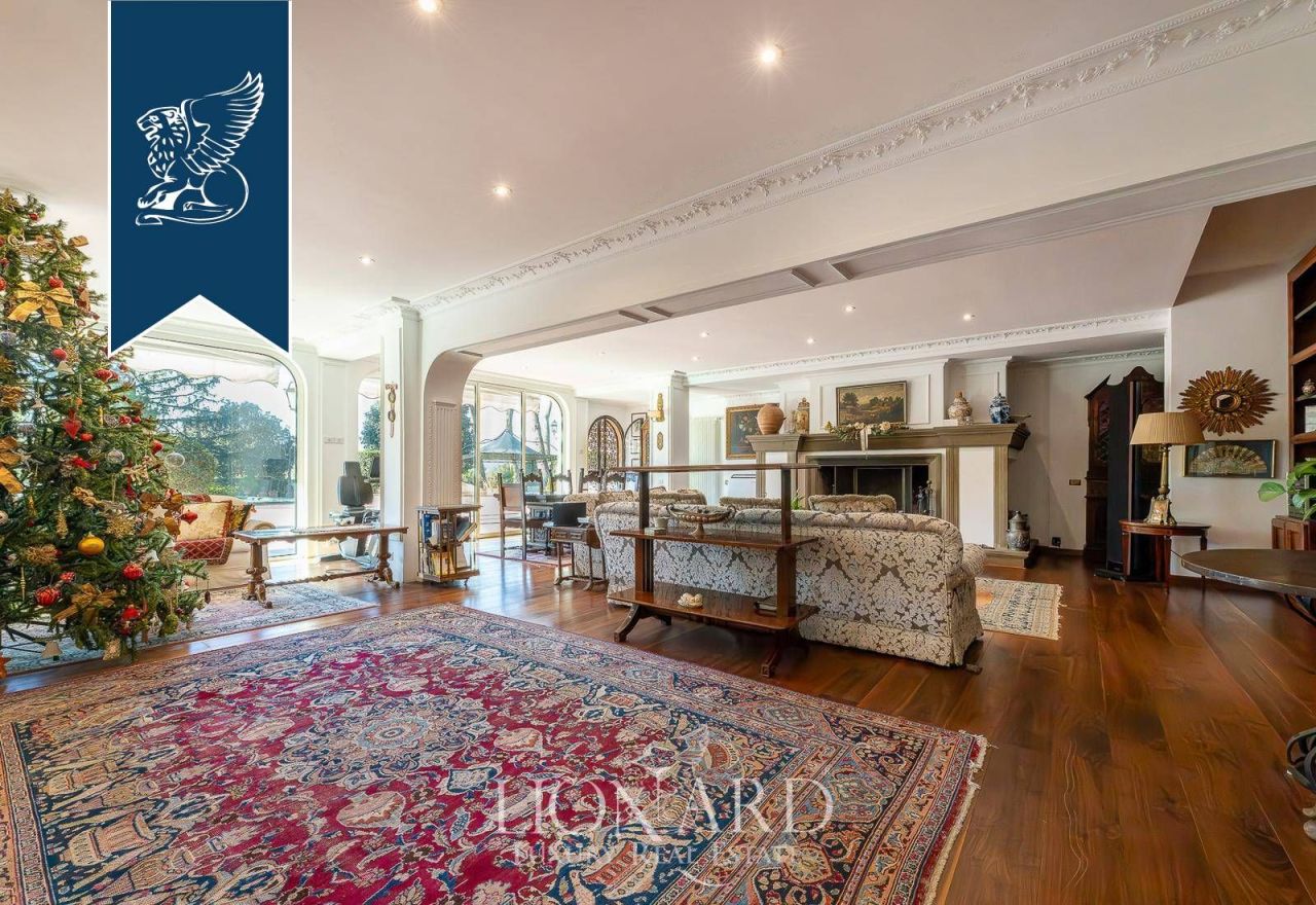 Вилла в Риме, Италия, 1 300 м² - фото 8