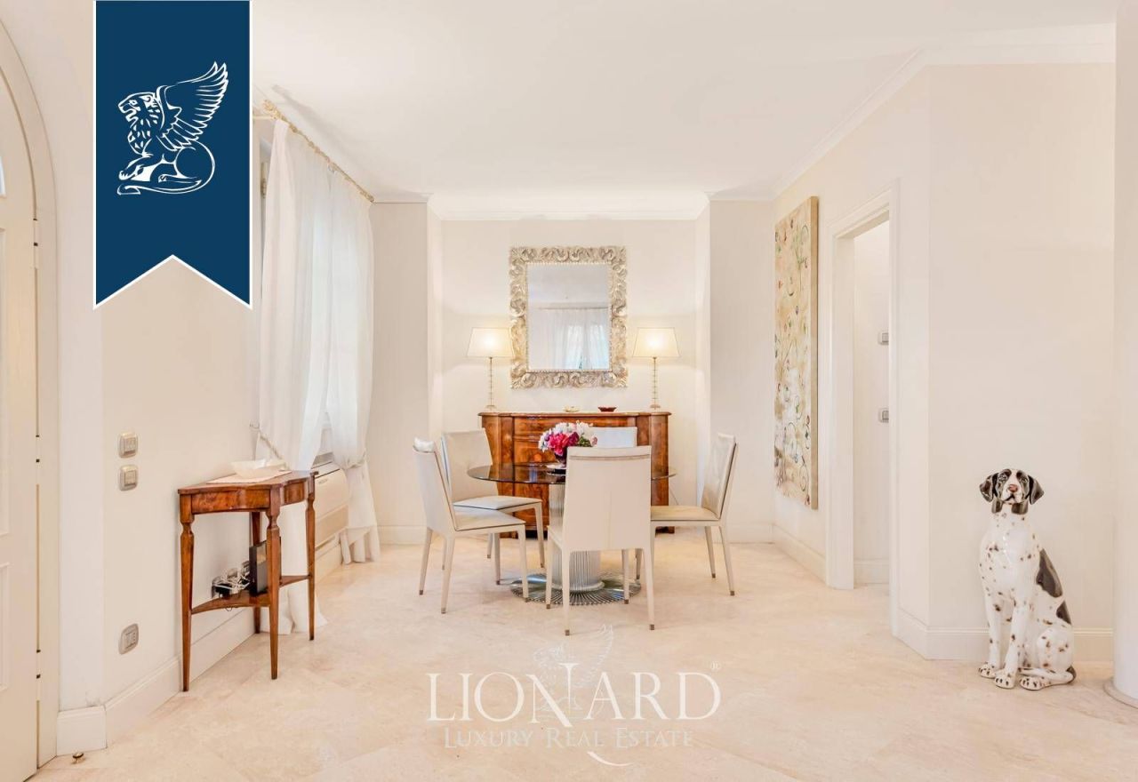 Вилла в Форте деи Марми, Италия, 326 м² - фото 9