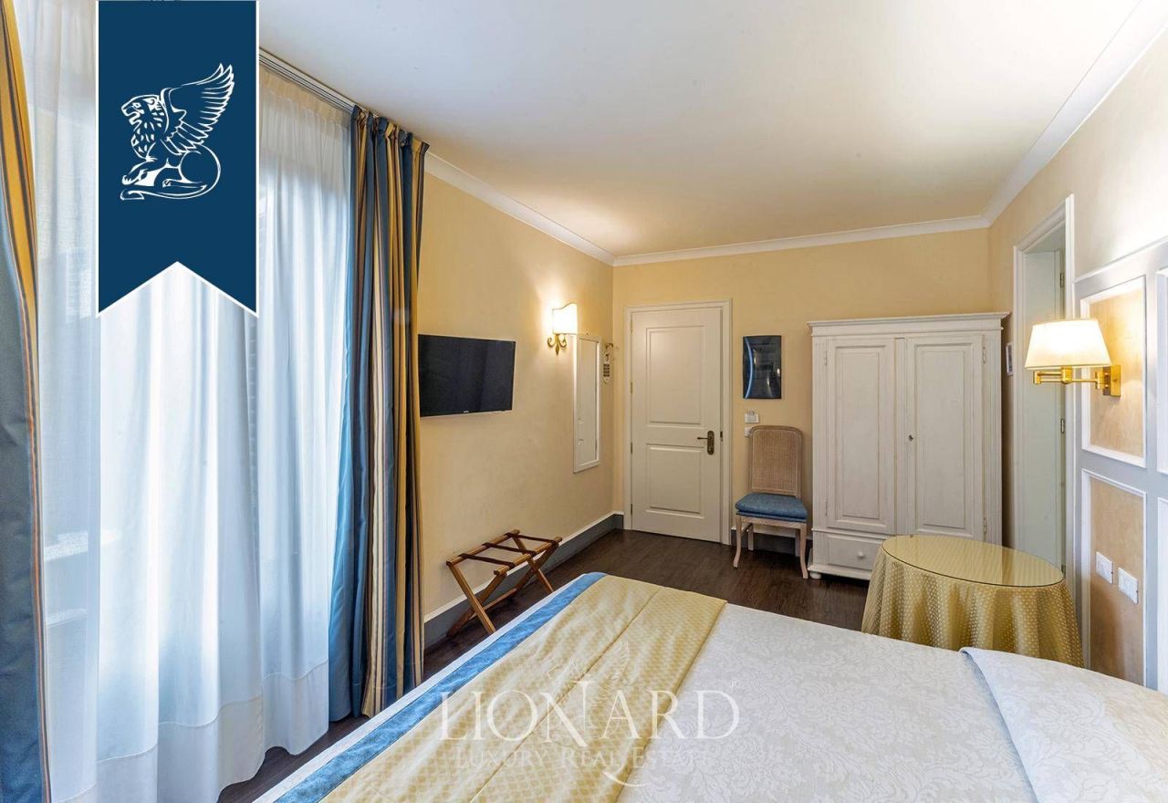 Отель, гостиница во Флоренции, Италия, 424 м² - фото 9
