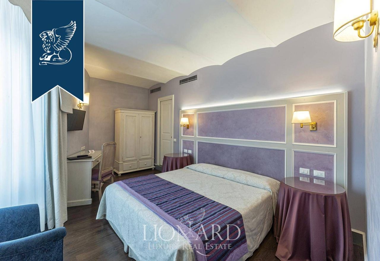Отель, гостиница во Флоренции, Италия, 424 м² - фото 10