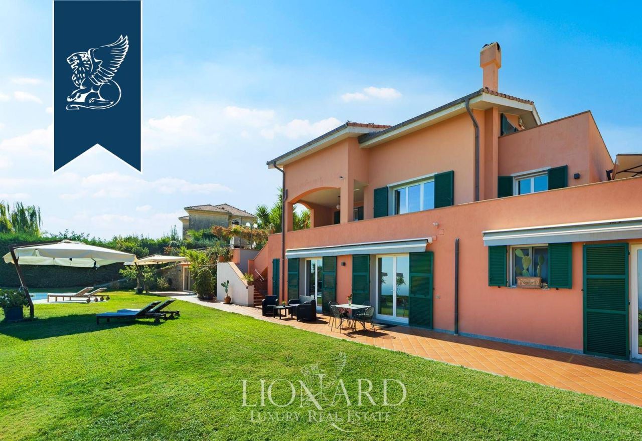 Вилла в Сан-Ремо, Италия, 600 м² - фото 12