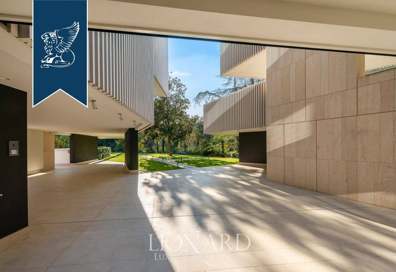 Апартаменты в Риме, Италия, 250 м² - фото 12