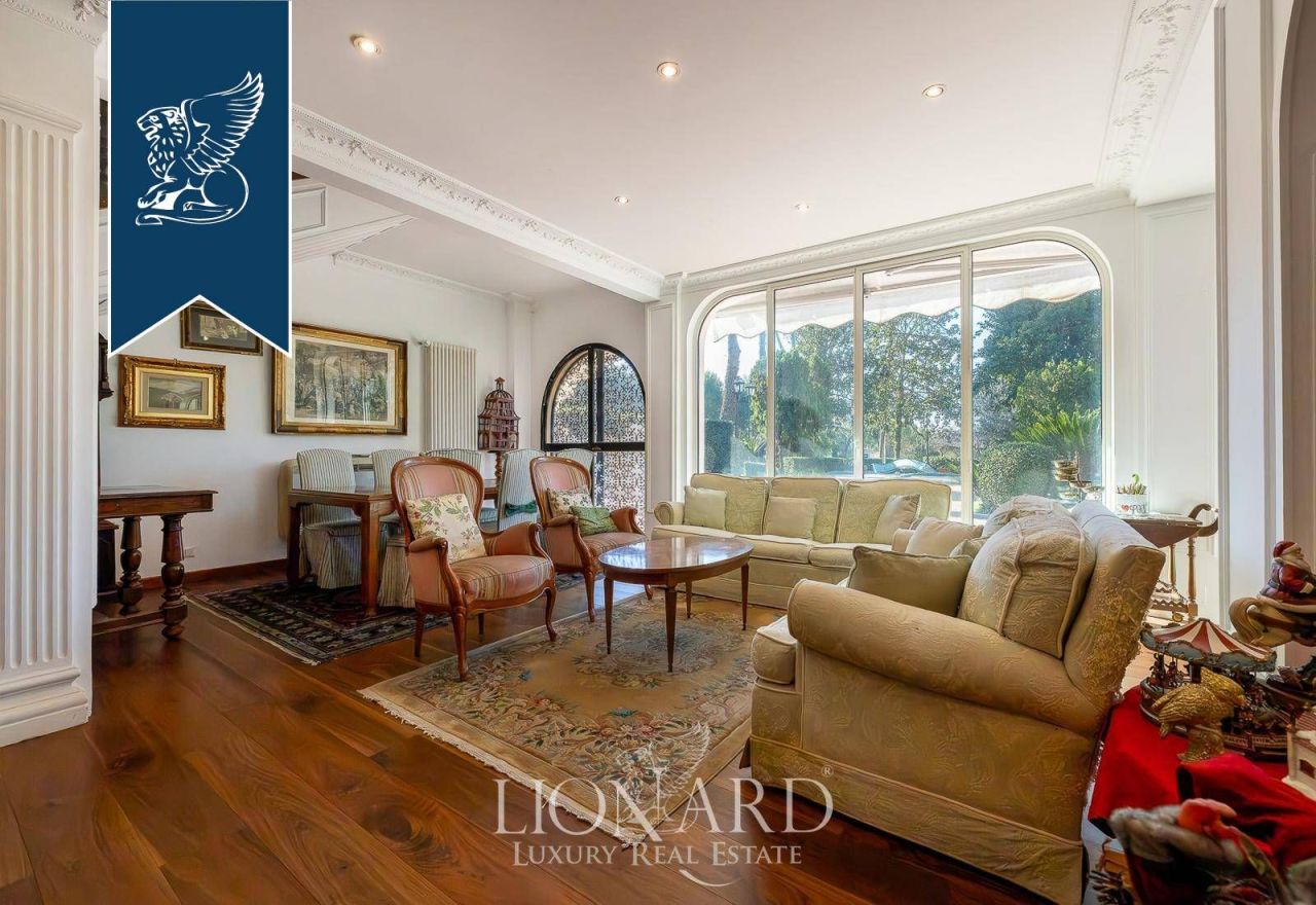 Вилла в Риме, Италия, 1 300 м² - фото 13