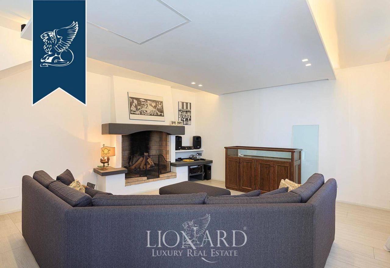 Вилла в Бергамо, Италия, 800 м² - фото 14