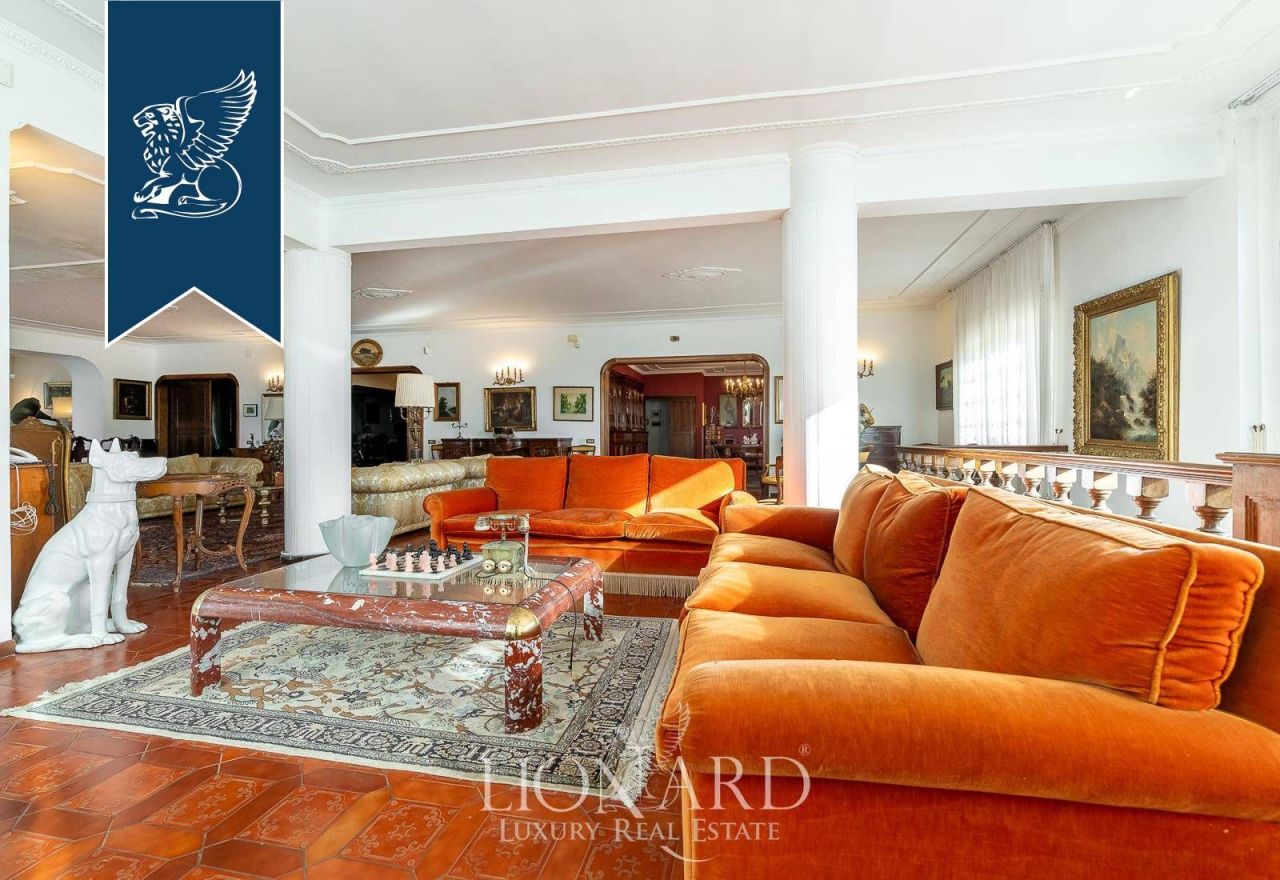 Вилла в Риме, Италия, 1 300 м² - фото 14