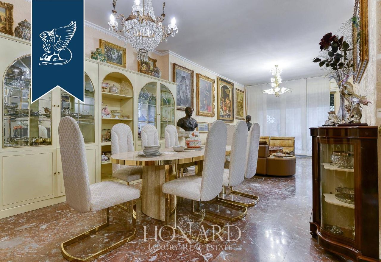 Вилла в Риме, Италия, 1 600 м² - фото 15