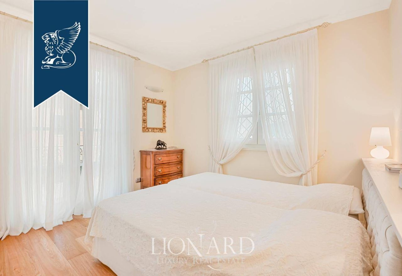 Вилла в Форте деи Марми, Италия, 326 м² - фото 15