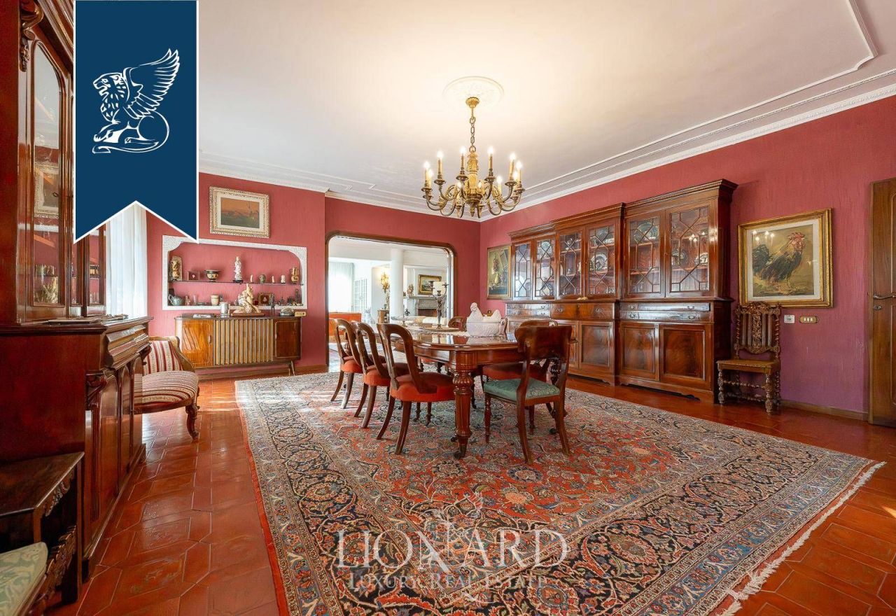 Вилла в Риме, Италия, 1 300 м² - фото 16