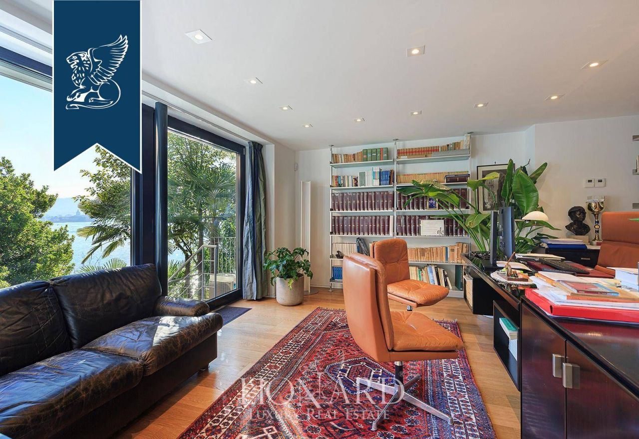 Вилла в Комо, Италия, 400 м² - фото 19