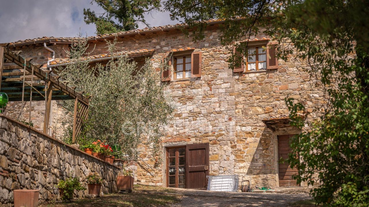 Дом в Кьянти, Италия, 451.25 м² - фото 2