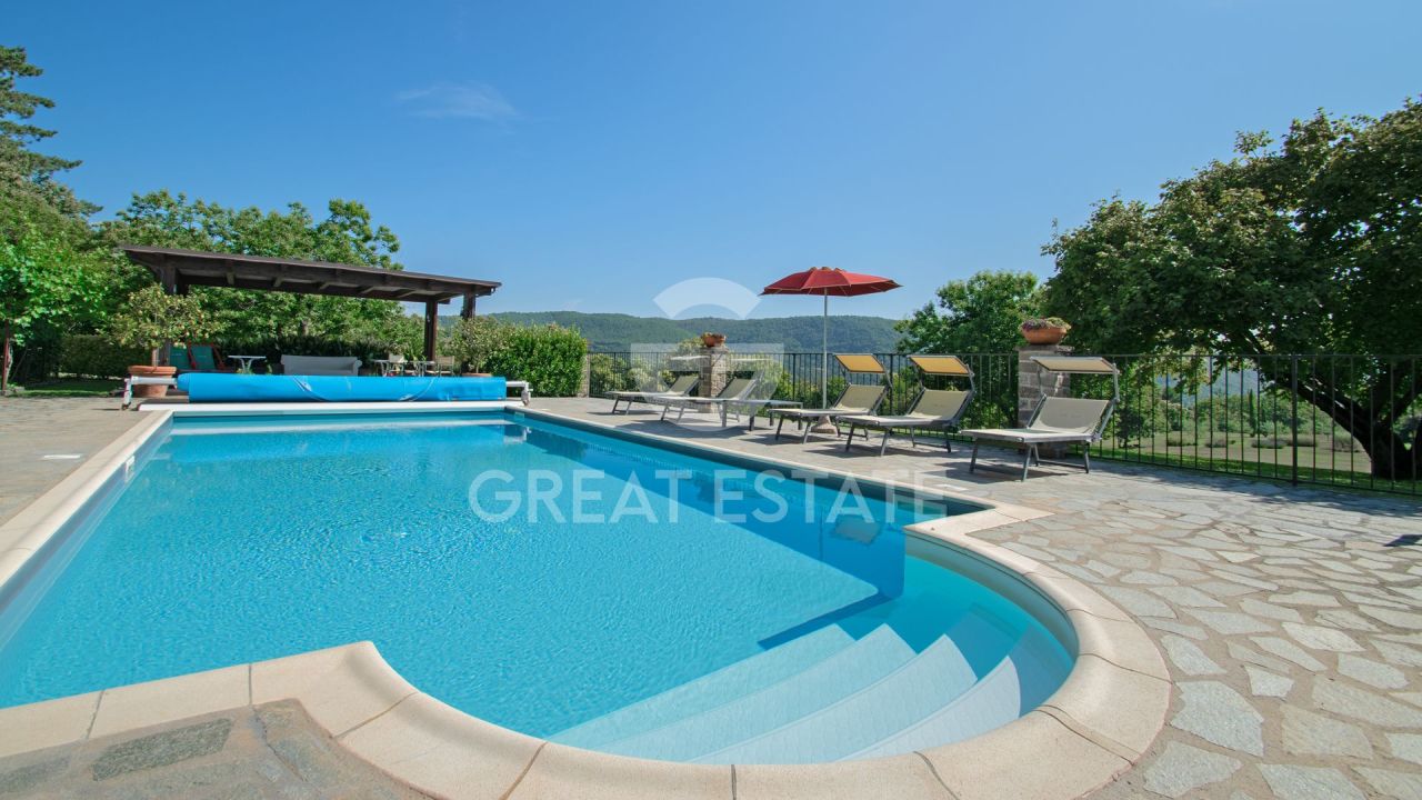 Дом Castel Focognano, Италия, 360 м² - фото 4