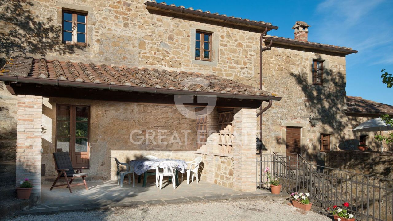 Дом в Кортоне, Италия, 2 200 м² - фото 6