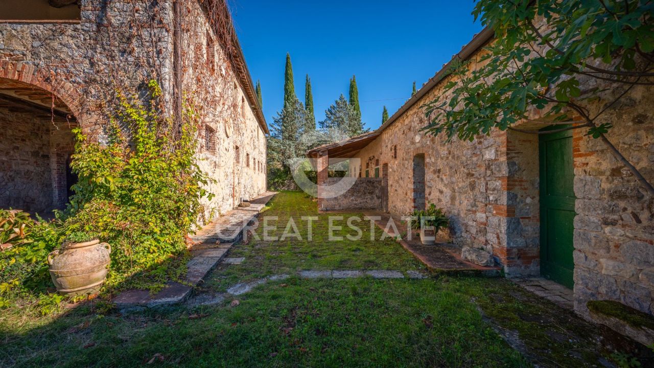 Дом в Кьянти, Италия, 615.9 м² - фото 8