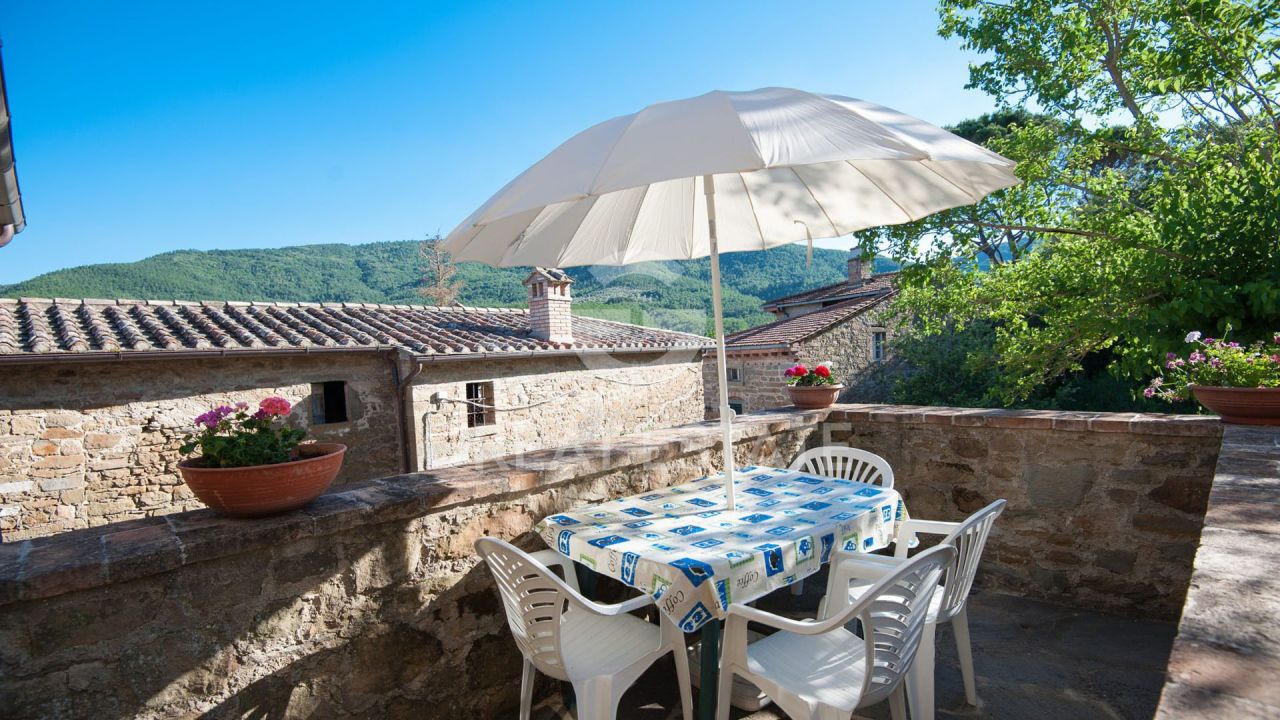 Дом в Кортоне, Италия, 2 200 м² - фото 8