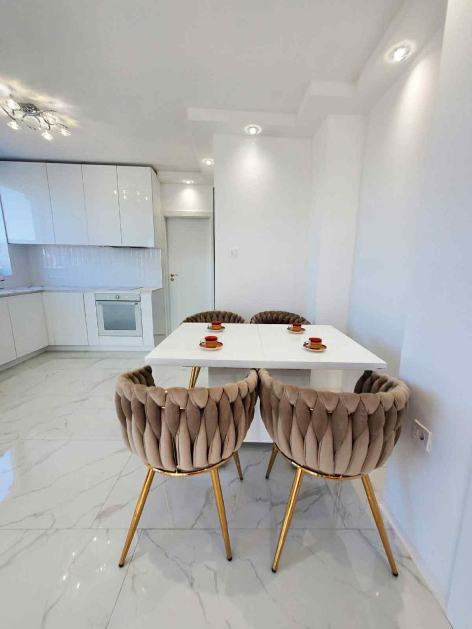 Квартира в Варне, Болгария, 70 м² - фото 1