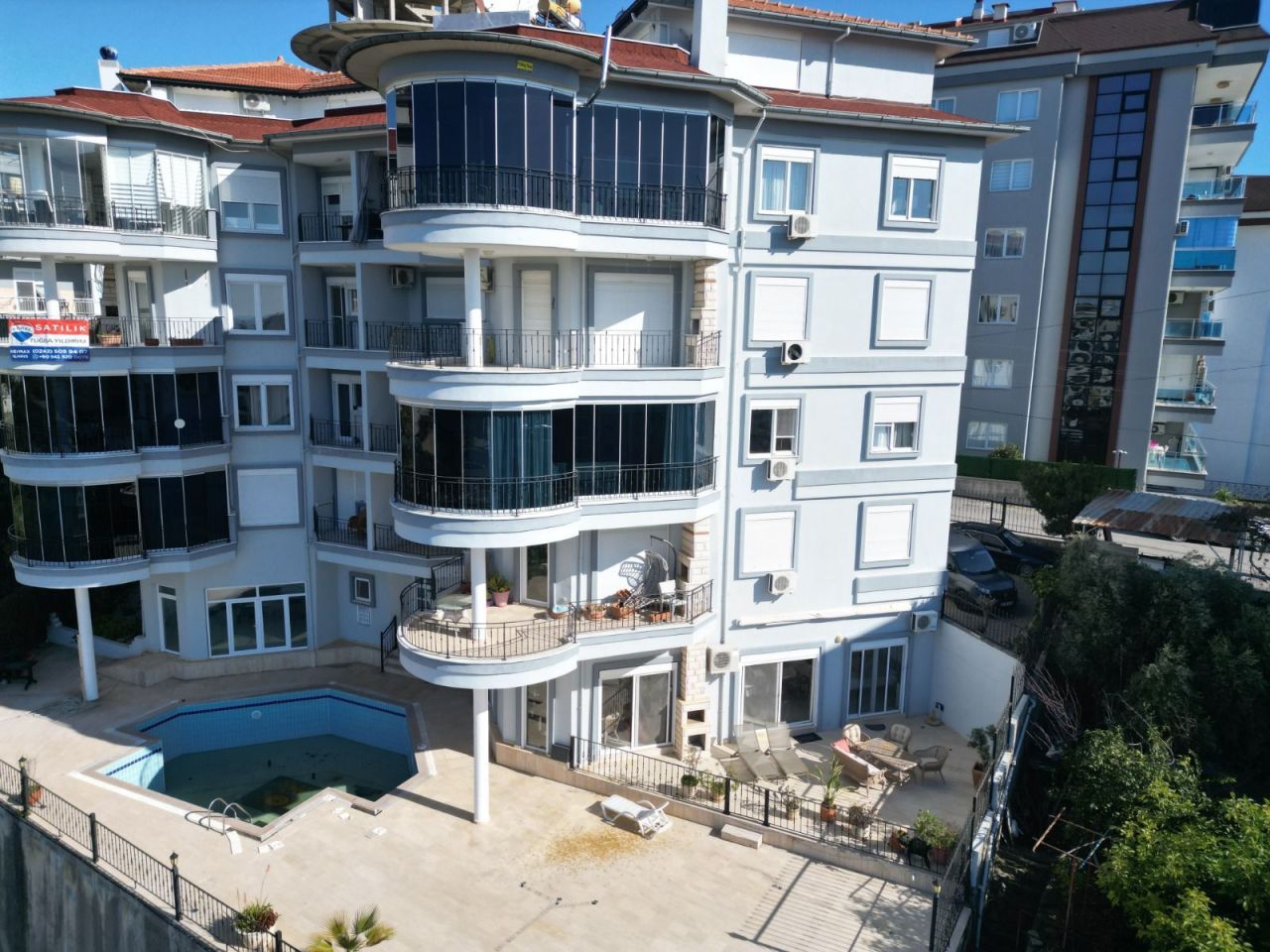 Апартаменты в Алании, Турция, 155 м² - фото 1