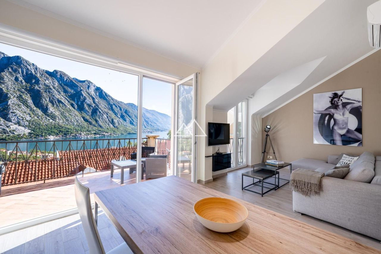 Апартаменты в Ораховаце, Черногория, 77 м² - фото 1