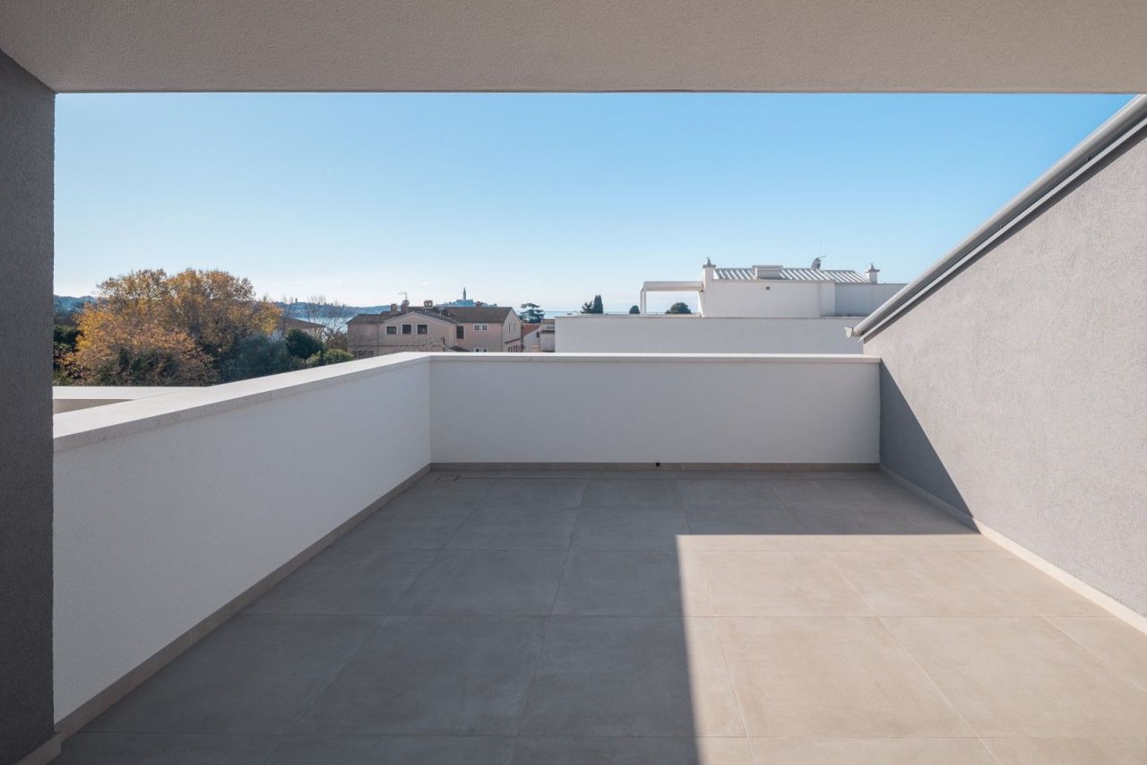 Квартира в Ровини, Хорватия, 170 м² - фото 1