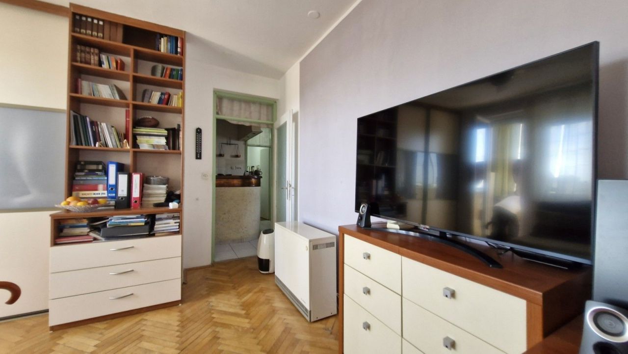 Квартира в Пуле, Хорватия, 57.5 м² - фото 8