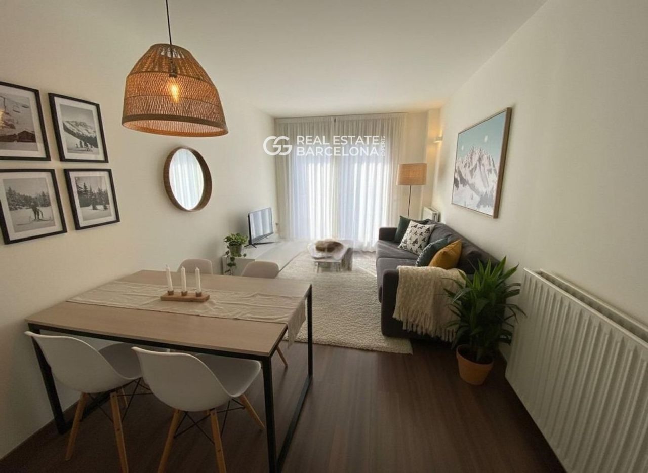 Квартира Andorra, Canillo, Испания, 77 м² - фото 1