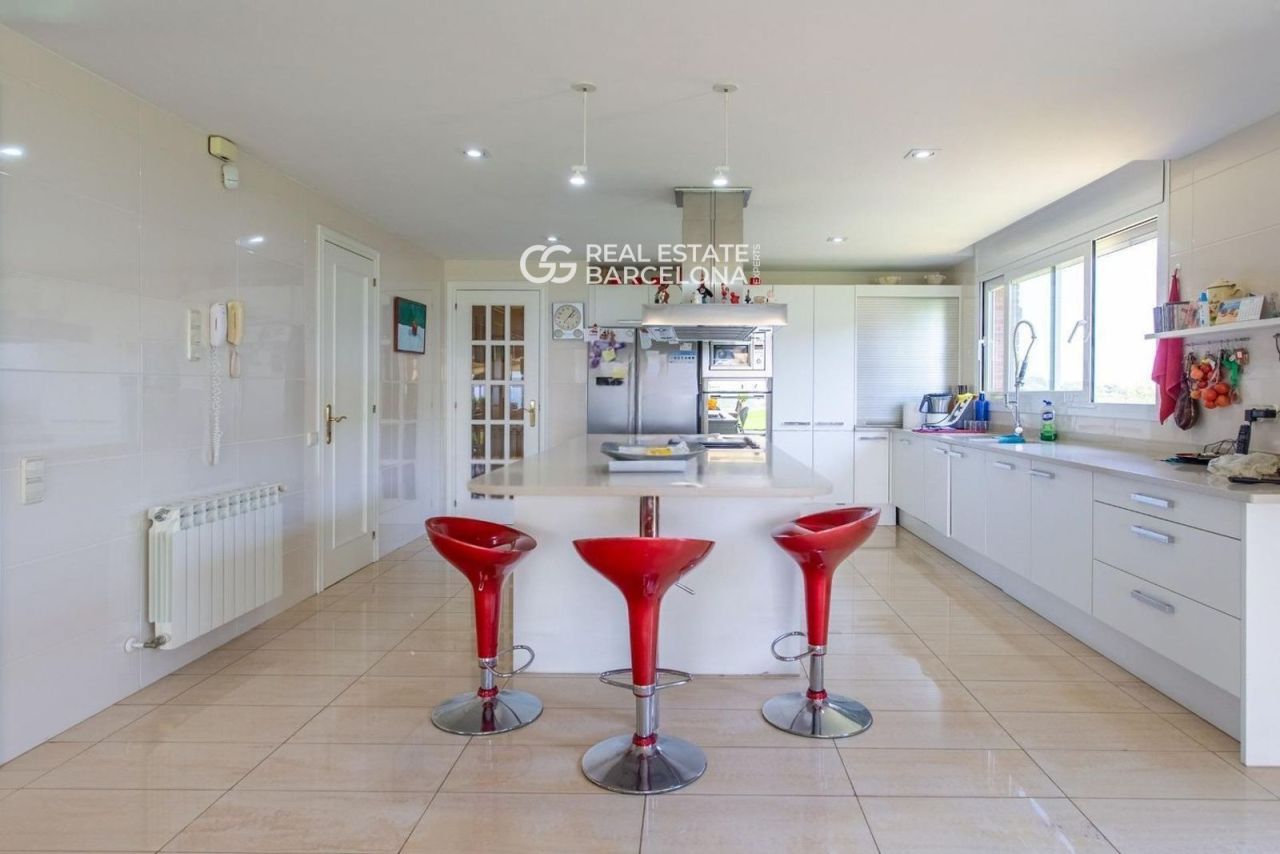 Дом Barcelona, Sant Andreu de Llavaneres, Испания, 784 м² - фото 16