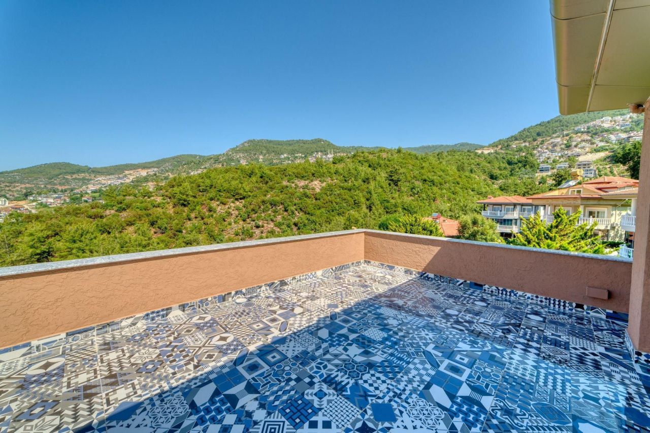 Вилла в Алании, Турция, 360 м² - фото 18