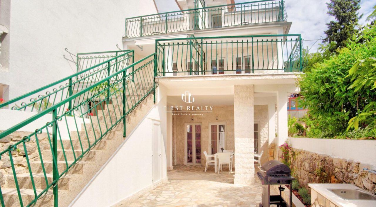 Апартаменты в Баошичах, Черногория, 62 м² - фото 1