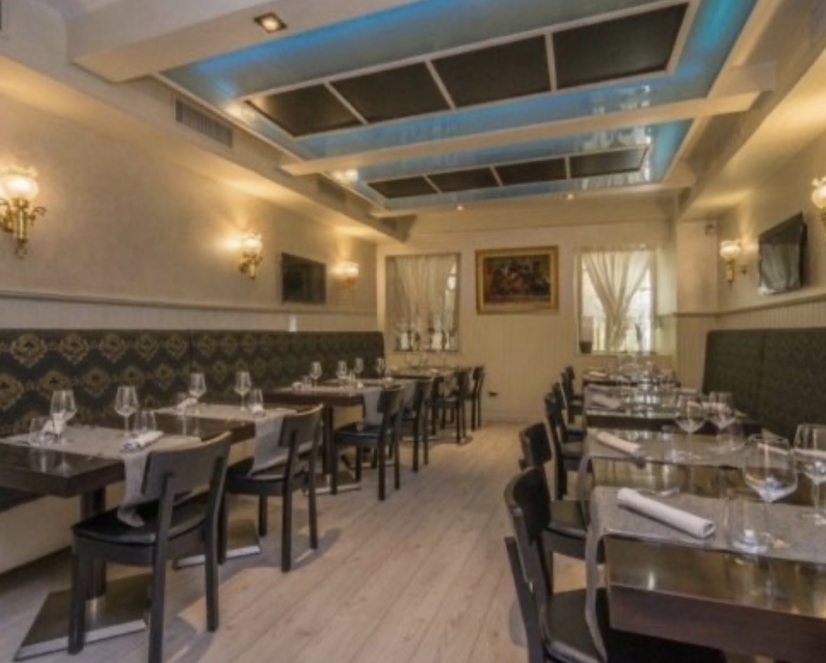 Кафе, ресторан в Кампионе-д'Италия, Италия, 338 м² - фото 5