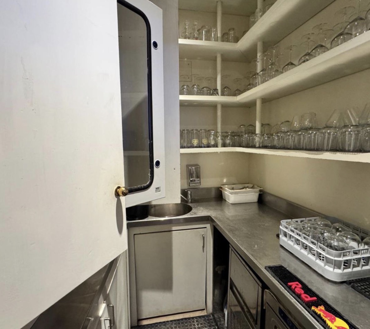 Кафе, ресторан в Кампионе-д'Италия, Италия, 338 м² - фото 14