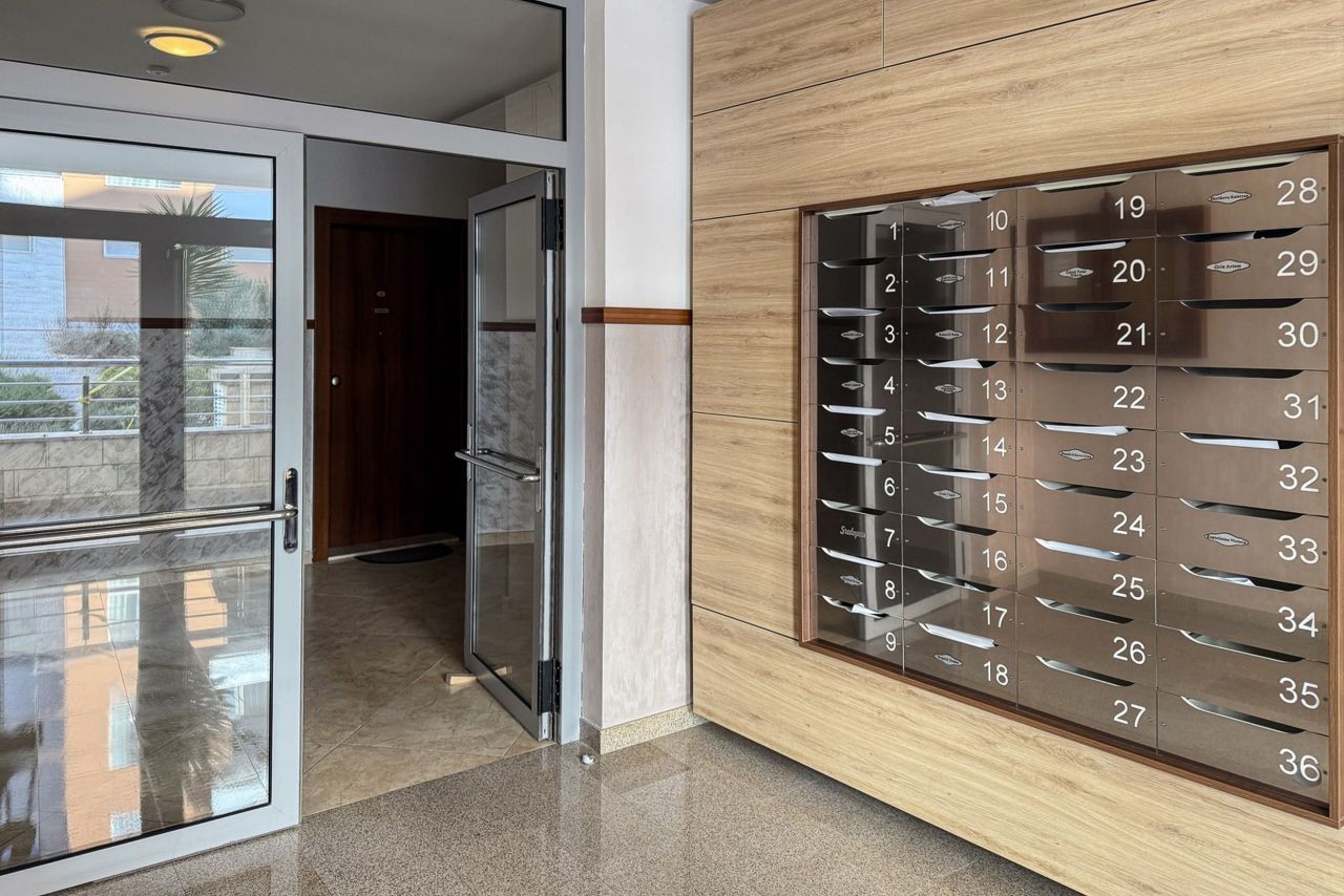 Квартира в Бечичи, Черногория, 53 м² - фото 6