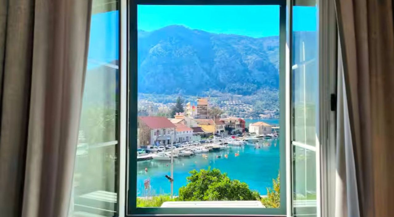 Апартаменты в Которе, Черногория, 42 м² - фото 1