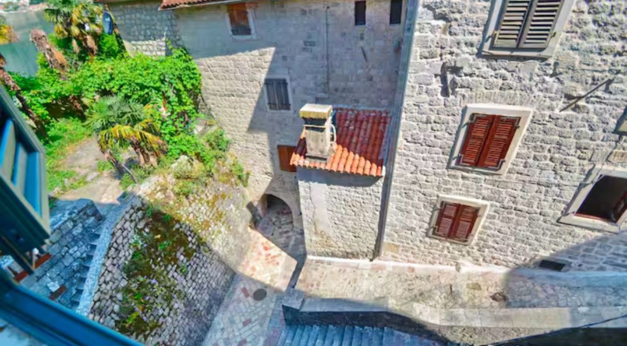 Апартаменты в Которе, Черногория, 42 м² - фото 15